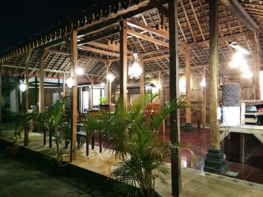 Diaga Grha Hotel Yogyakarta Luaran gambar